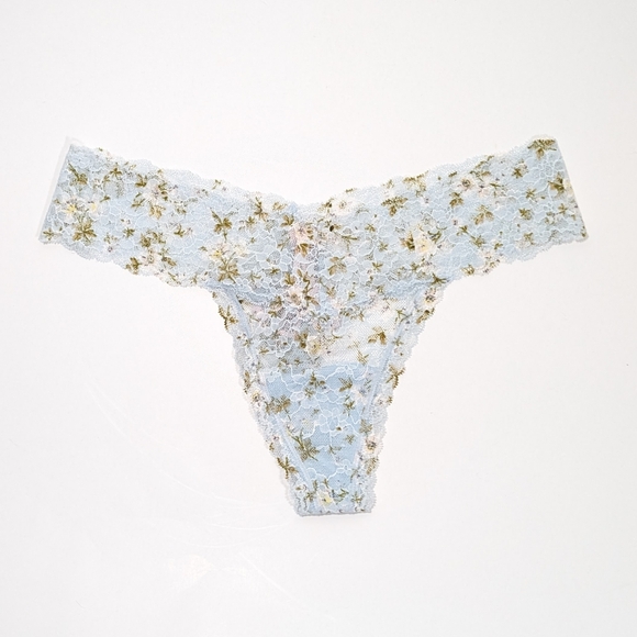 Victoria's Secret the Lacie Thong Panty Women Medium NEW Lace Underwear floral - Picture 7 of 8